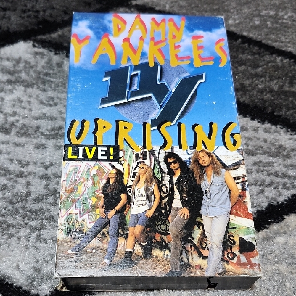 DAMN YANKEES UPRISING LIVE VHS 1992